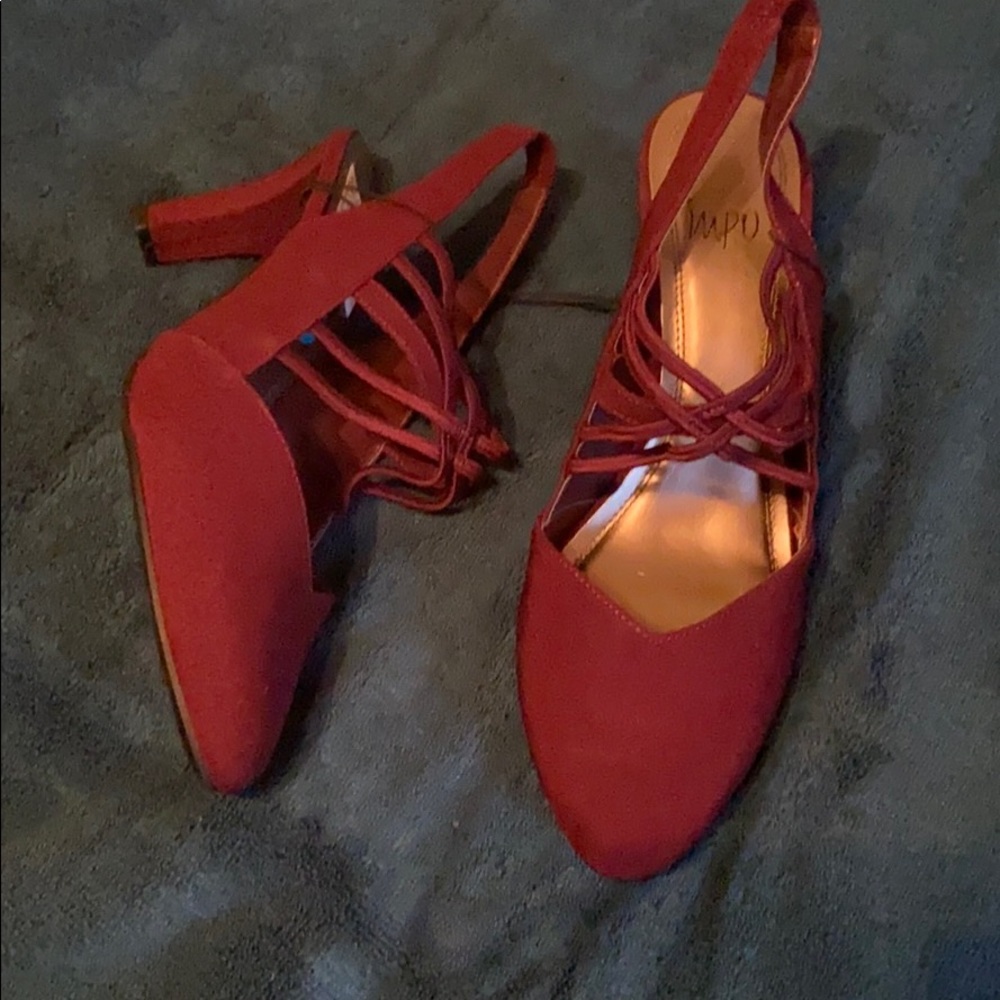 High heels shoes